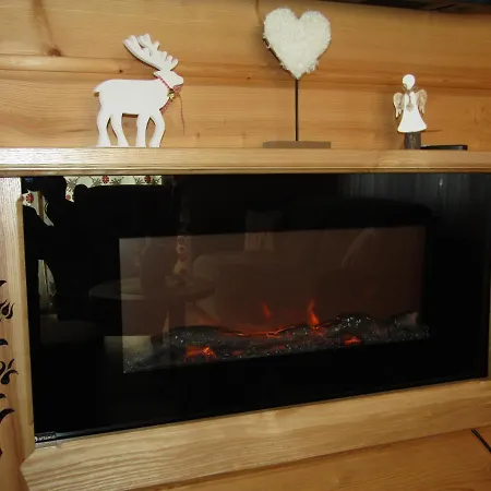 Chalet & *