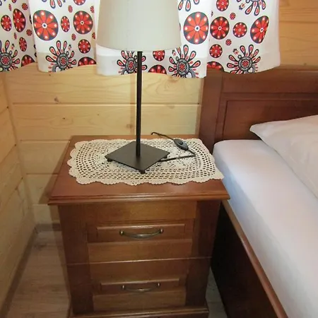 Chalet & *